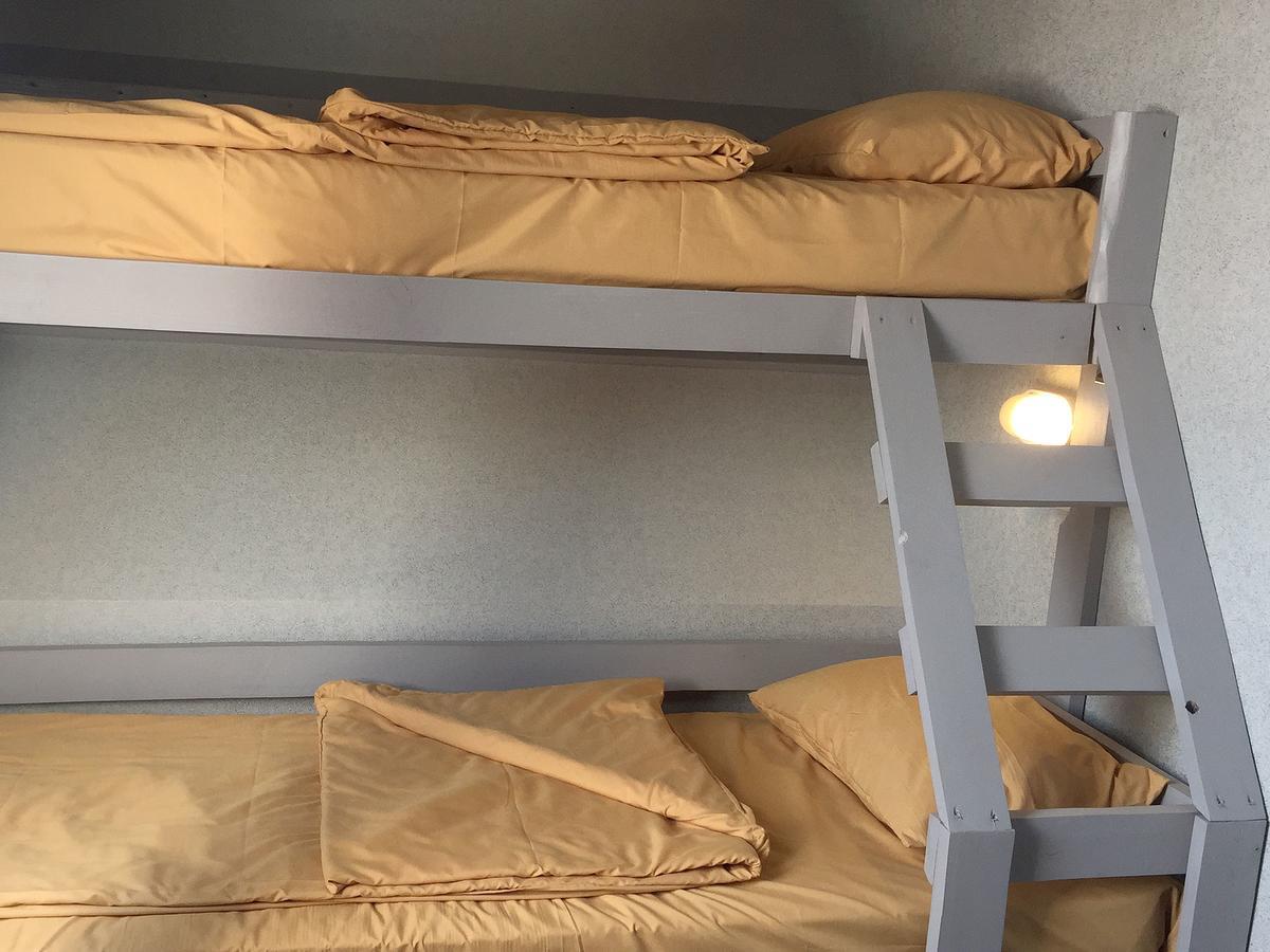Hostel Darnitsa1 Kiev Dış mekan fotoğraf