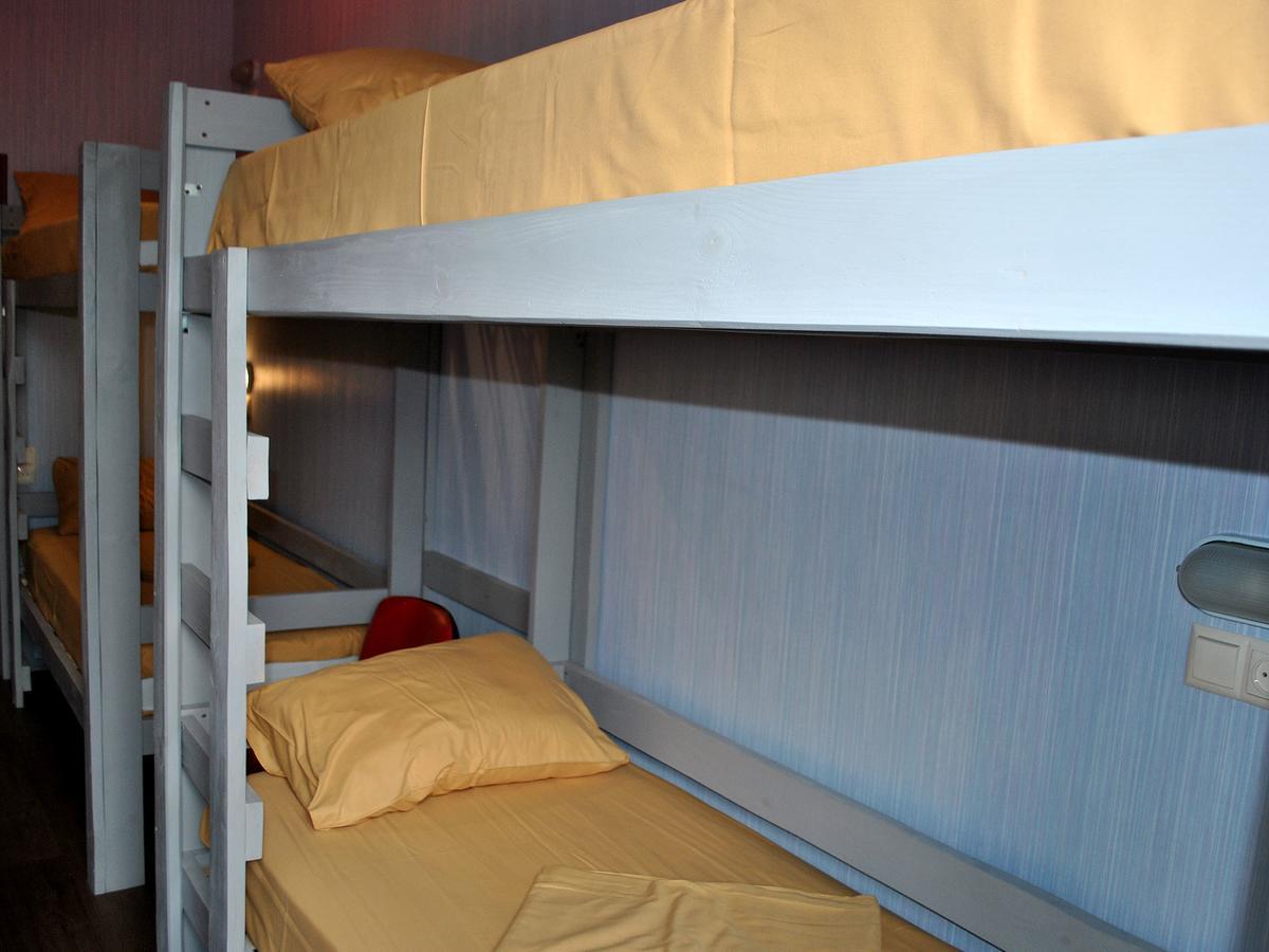 Hostel Darnitsa1 Kiev Dış mekan fotoğraf