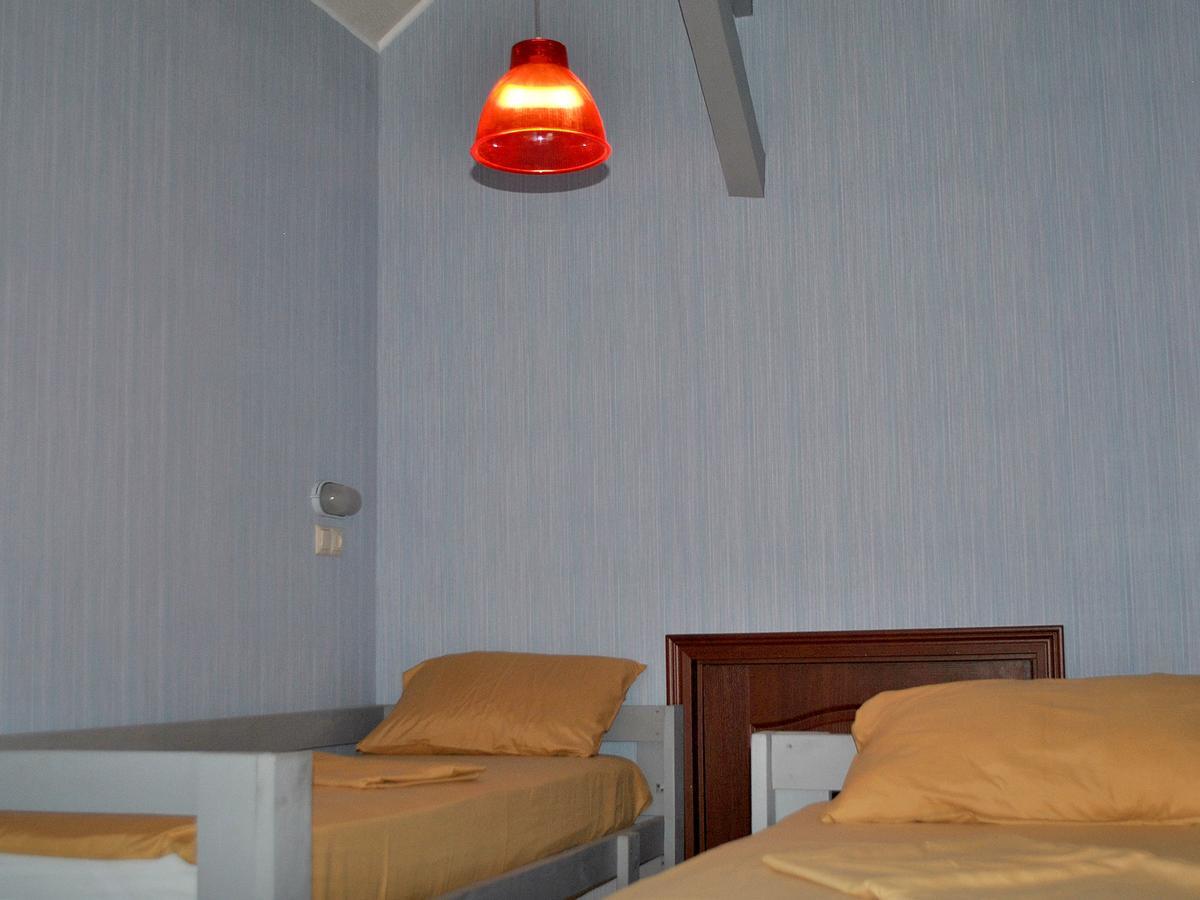 Hostel Darnitsa1 Kiev Dış mekan fotoğraf