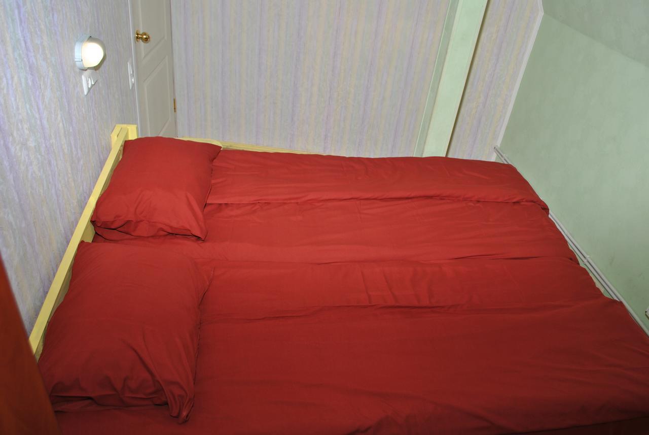 Hostel Darnitsa1 Kiev Dış mekan fotoğraf