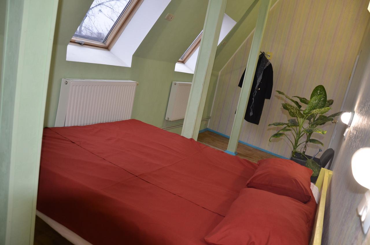 Hostel Darnitsa1 Kiev Dış mekan fotoğraf